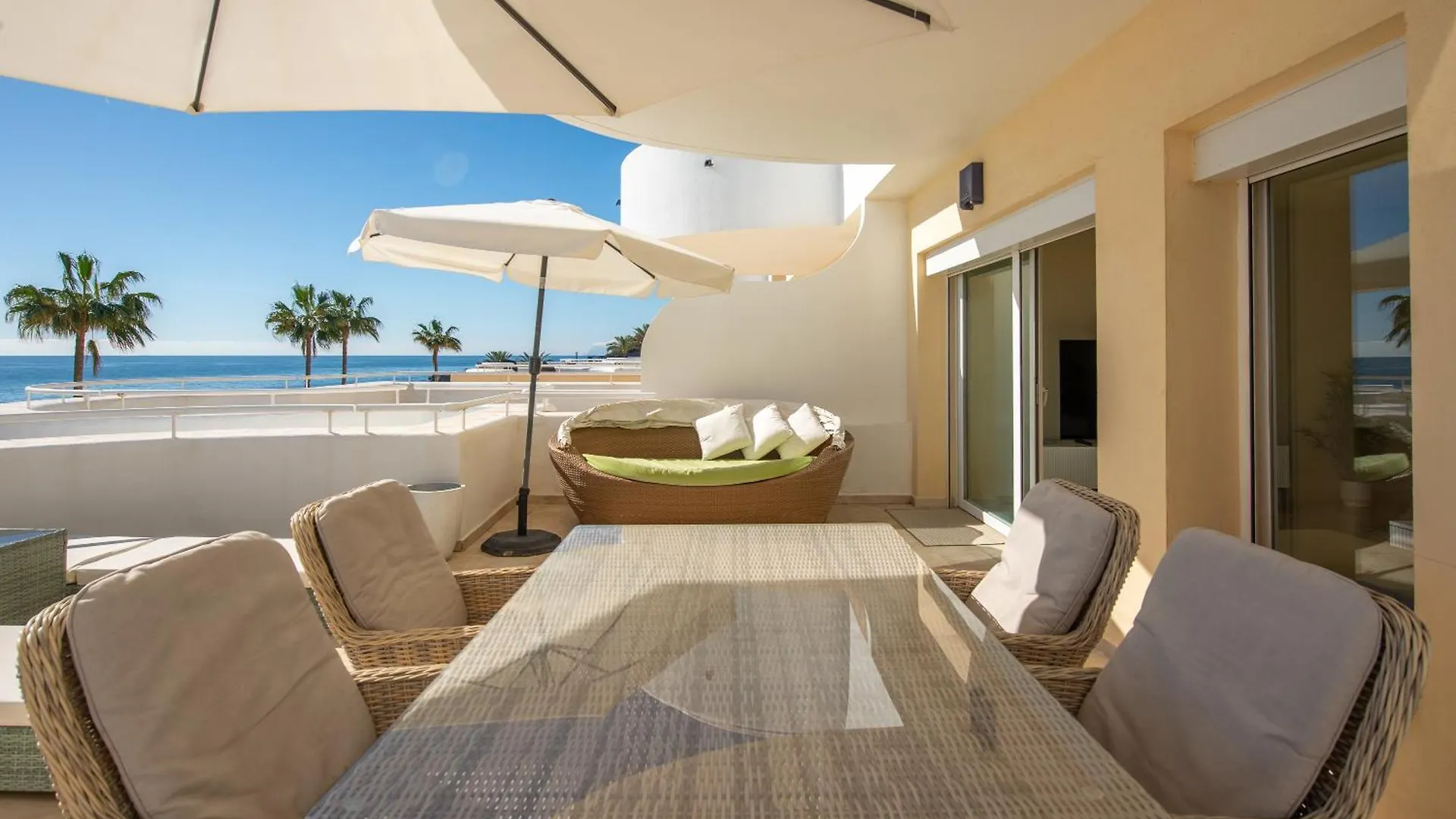 Beach Apartment Sinfonia - 2Br, Pool Estepona 0*,